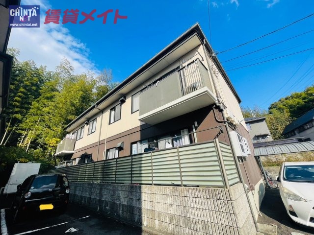 シャトル新田 A棟