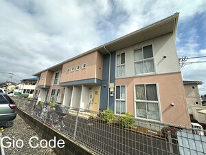 シャーメゾン新里（シャーメゾンニッサト）外観写真