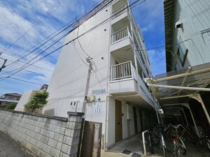 パルデメール春日外観写真