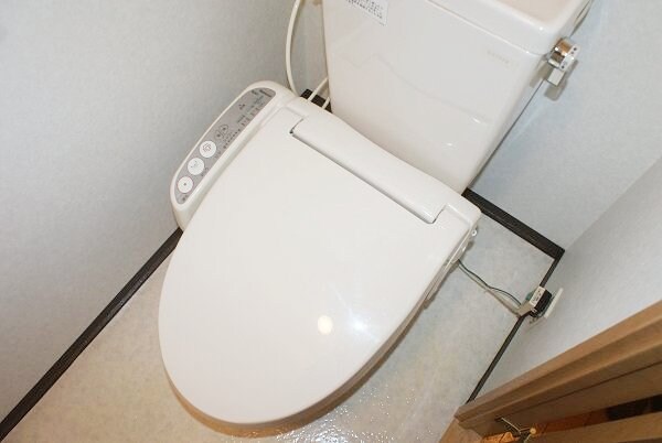 物件内観写真10　(トイレ)