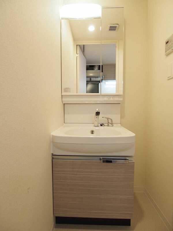 物件外観写真3　(同施工会社の同仕様写真です。)