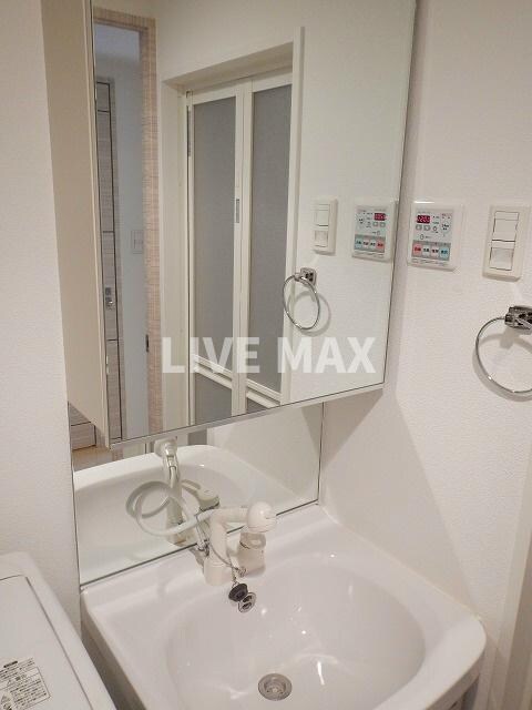 物件内観写真12　(シャンプードレッサー♪)