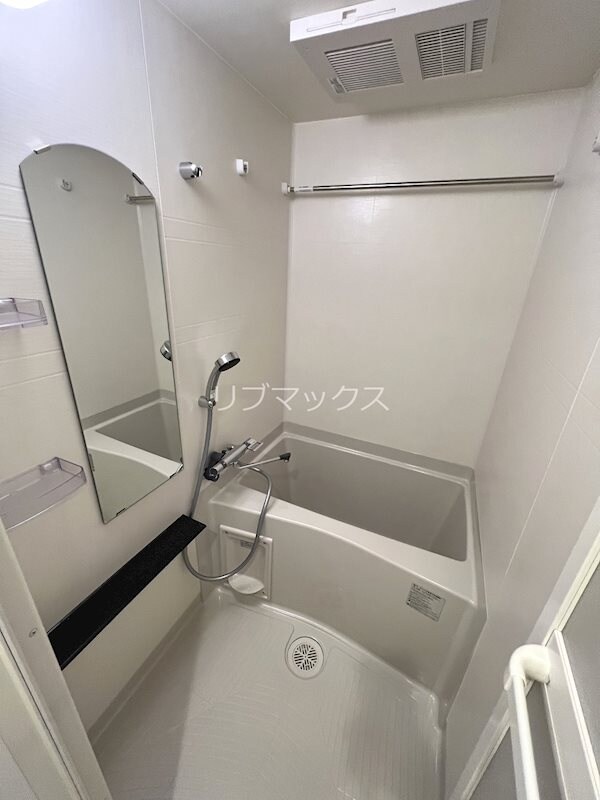 浴室(同施工会社の同仕様写真です。)