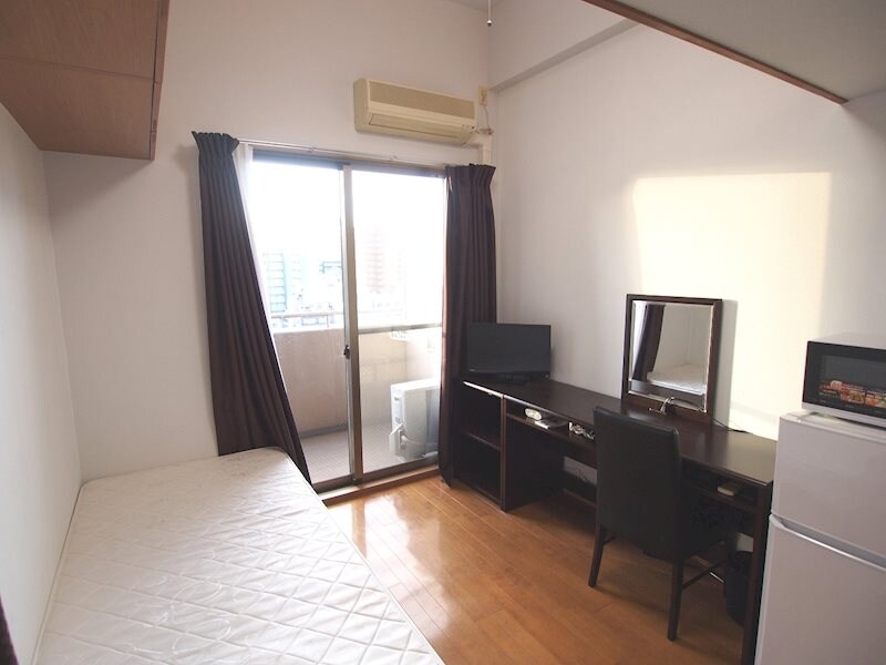 物件内観写真6　(リビング)