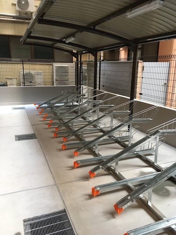 建物設備