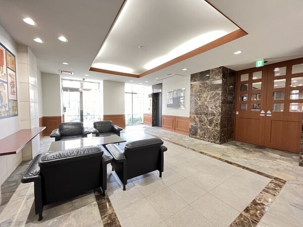 ロビー・ラウンジ