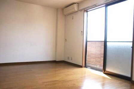 物件内観写真5　(洋室)