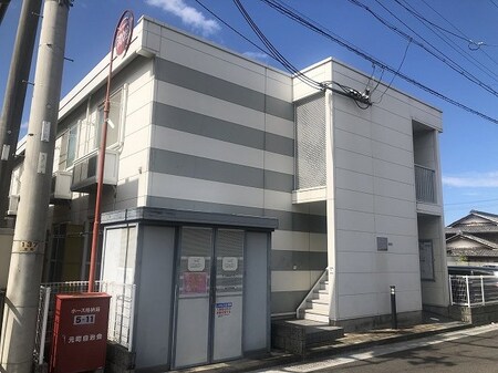 レオパレスフォーレスト外観写真
