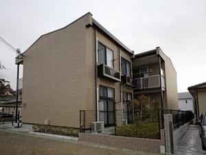 レオパレスブランシュヴァルⅢ外観写真