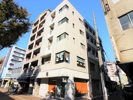 小倉ホースビル外観写真