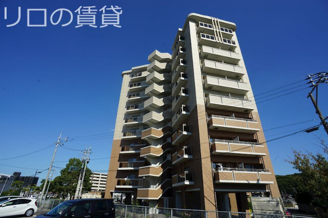 セントフォール新飯塚駅東