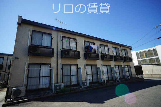 レオパレスドミール横田