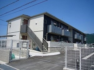 セットスクエア須恵中央