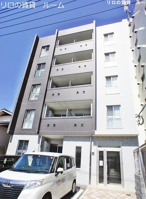 エミリア篠栗駅前