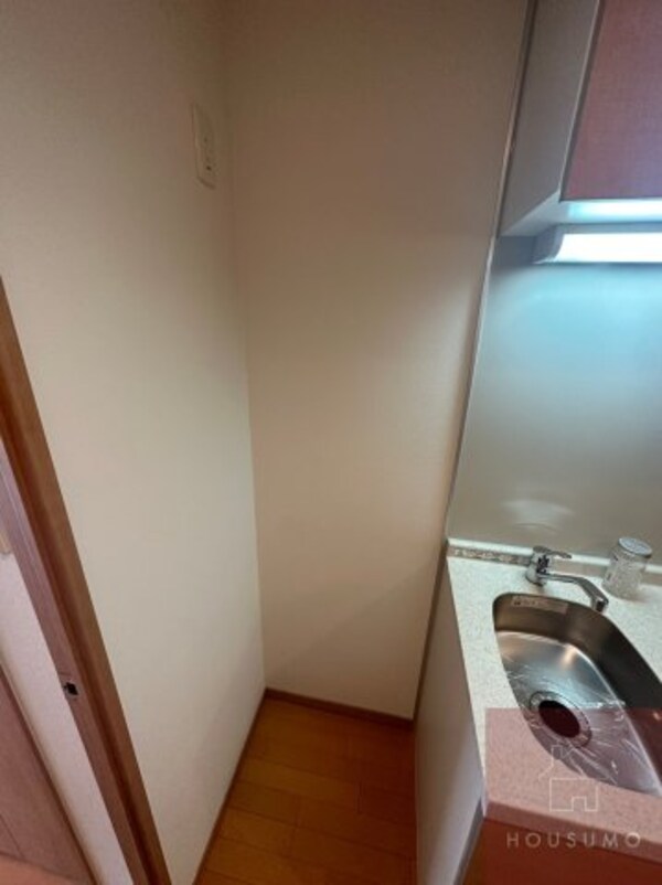 内装他