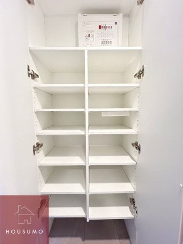 収納