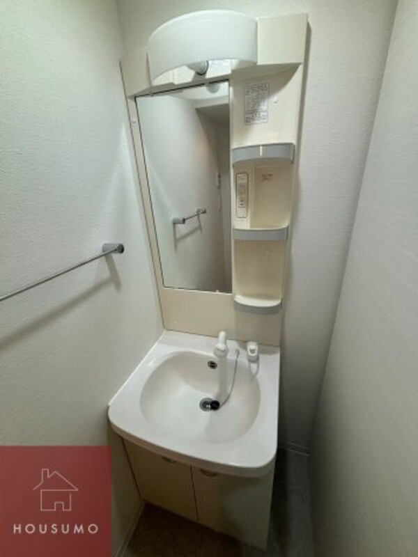 独立洗面台