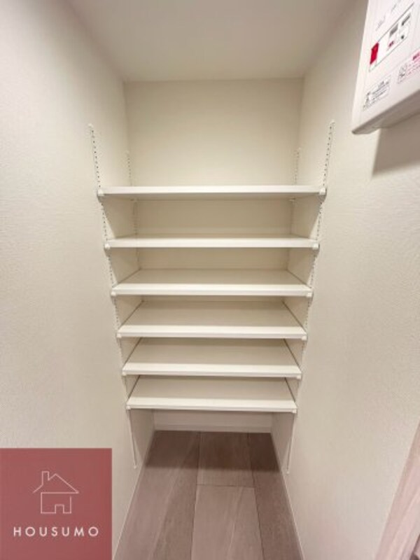 収納