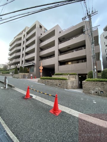 ステイツ桃山台レジデンス