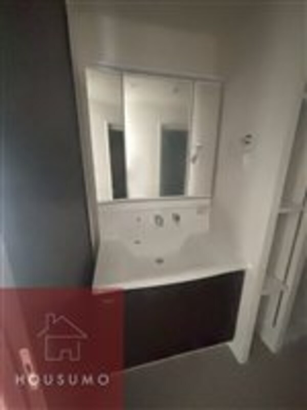 独立洗面台