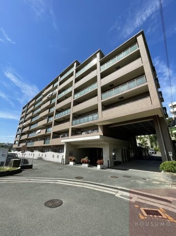 グランベール桃山台の物件外観写真