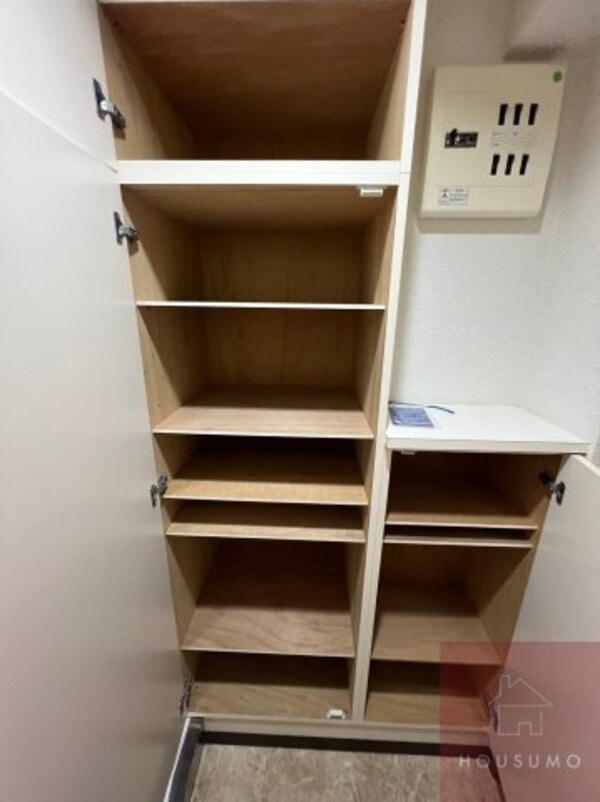 収納