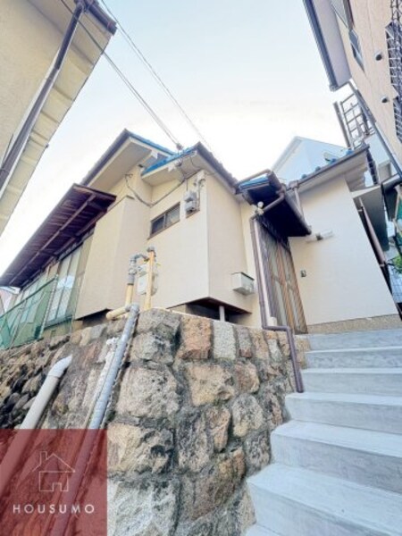 刀根山元町12-14貸家外観写真