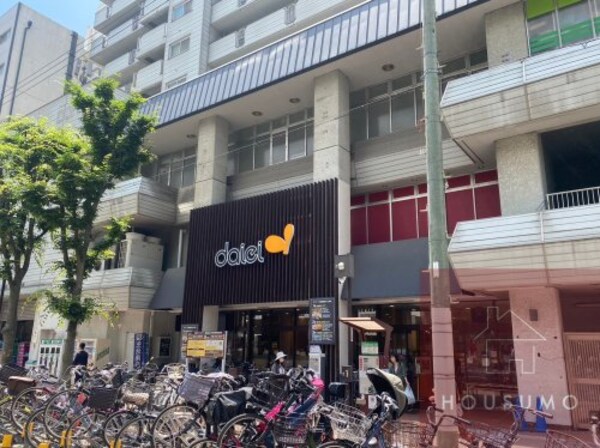 周辺環境(ダイエー江坂駅前店 229m)