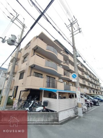 サンフラッツ南桜塚の物件外観写真