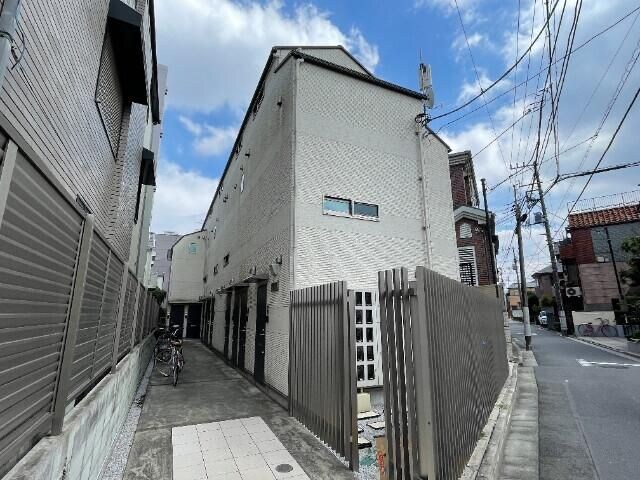 物件外観写真1　(☆このお部屋は仲介手数料0円です☆)