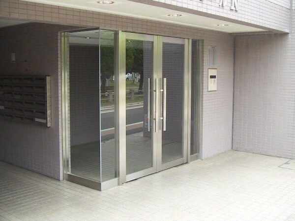 エントランス(☆スペシャリストなプロ賃貸師が接客対応させていただきます☆)