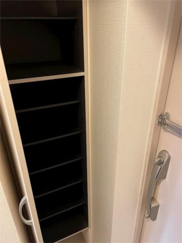 玄関(☆このお部屋は仲介手数料0.55ヶ月☆)