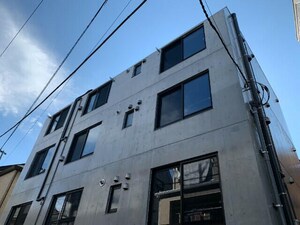 ＲＩＣＣＯ　ＳＴＲＡＤＡ外観写真