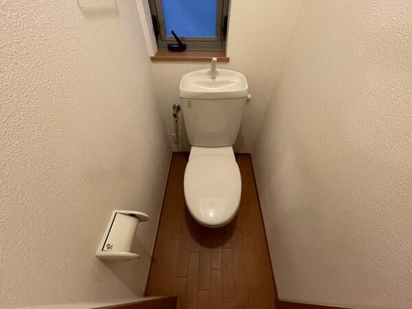トイレ(☆このお部屋は仲介手数料0円です☆)