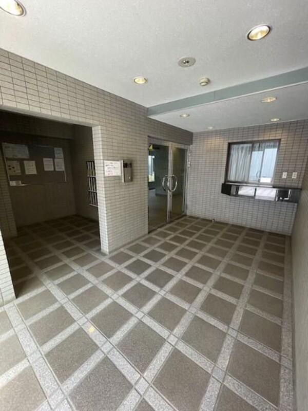 エントランス(☆このお部屋は仲介手数料0円です☆)