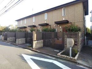 シャルマン外観写真