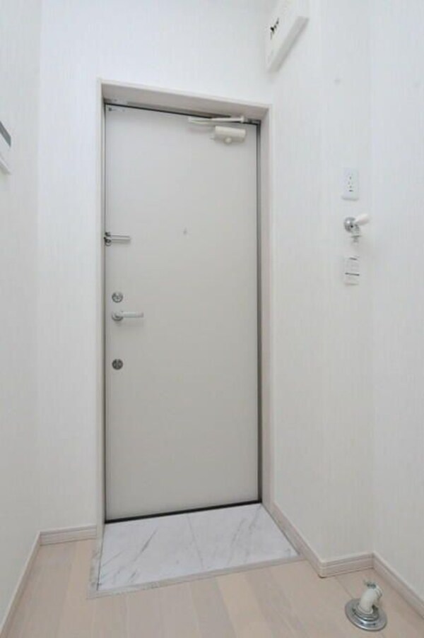 玄関(☆このお部屋は仲介手数料0円です☆)