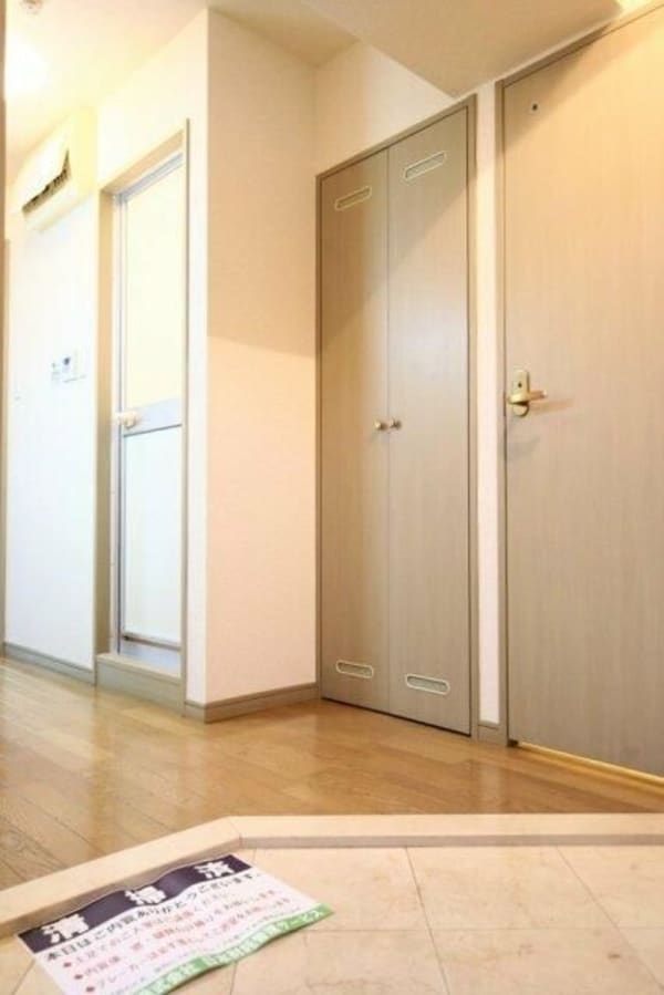 玄関(☆このお部屋は仲介手数料0円です☆)