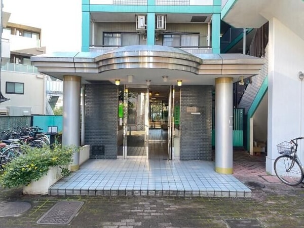 エントランス(☆このお部屋は仲介手数料0円です☆)