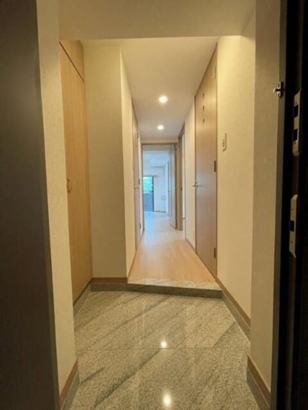 玄関(☆このお部屋は仲介手数料0円です☆)