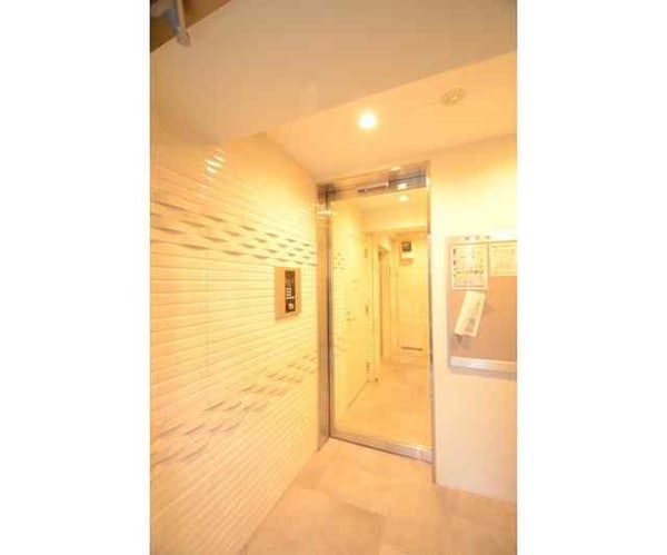 エントランス(☆このお部屋は仲介手数料0円です☆)