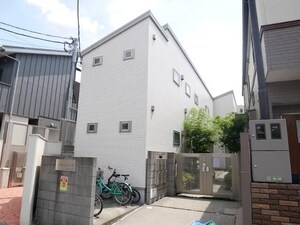 フォレスト鷹ノ羽外観写真