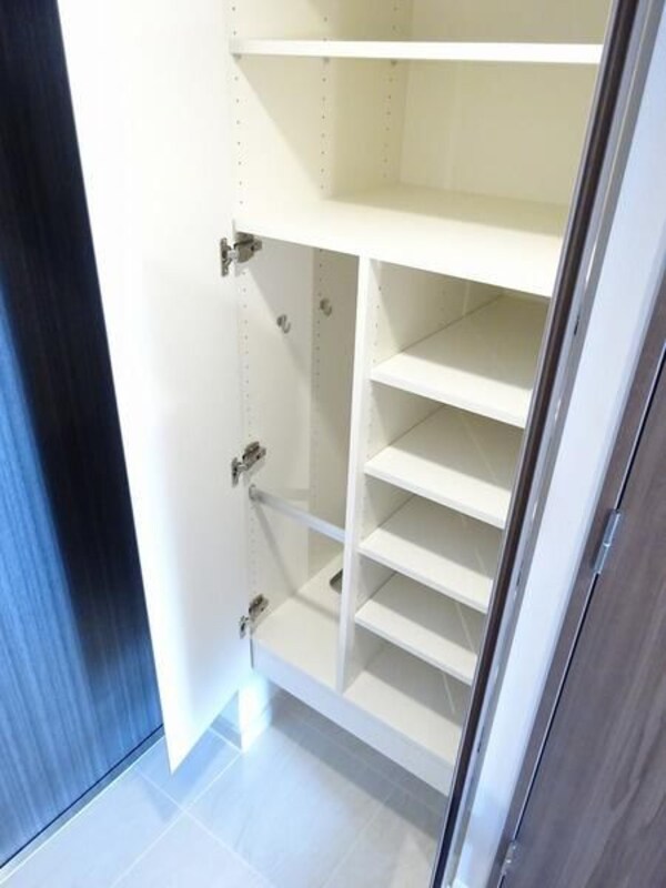 収納(☆このお部屋は仲介手数料0.55ヶ月☆)
