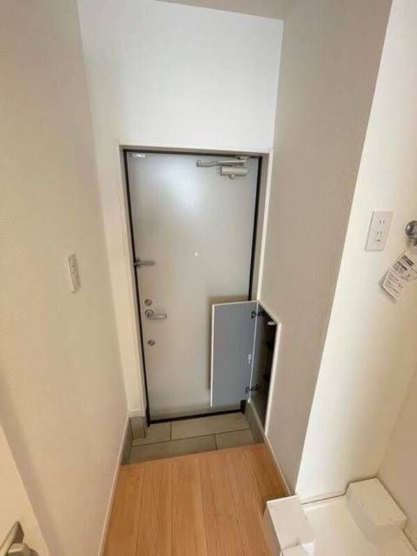玄関(☆このお部屋は仲介手数料0円です☆)