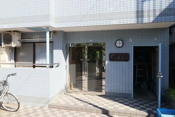 エントランス(☆スペシャリストなプロ賃貸師が接客対応させていただきます☆)