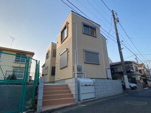 エステート氷川台外観写真