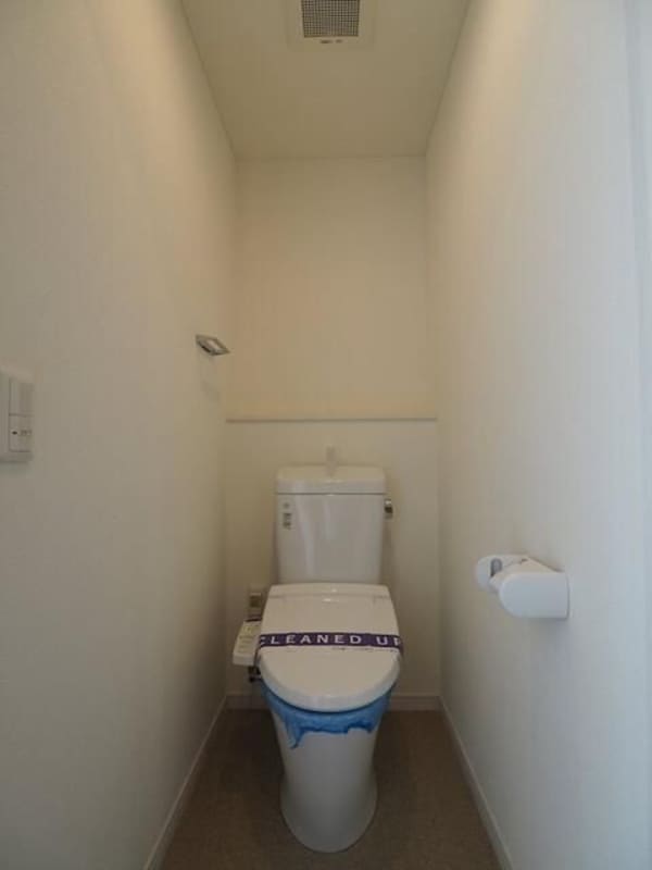 トイレ(☆このお部屋は仲介手数料0円です☆)