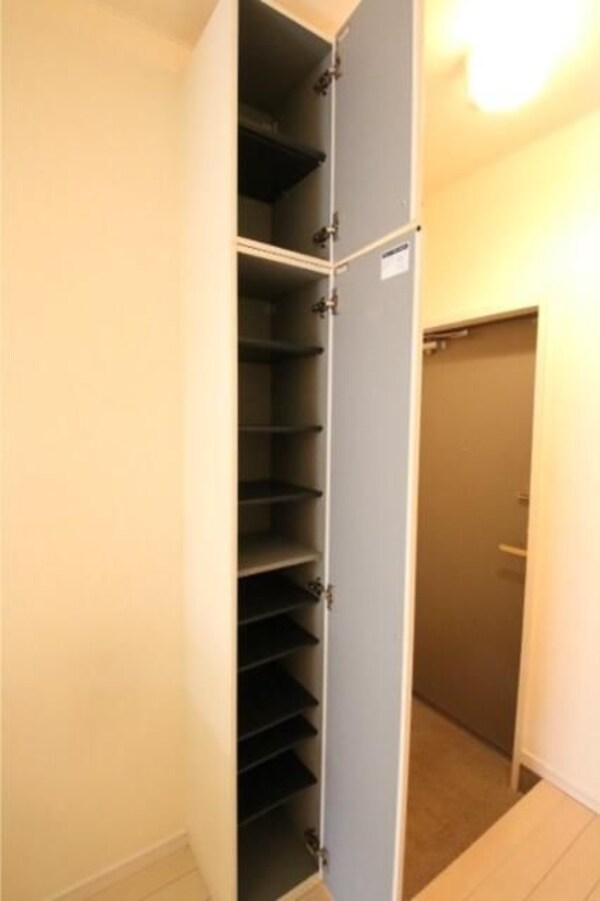 玄関(☆このお部屋は仲介手数料0.55ヶ月☆)