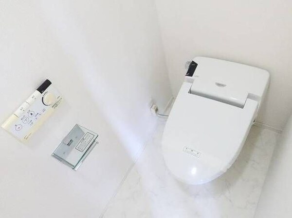トイレ(☆このお部屋は仲介手数料0円です☆)