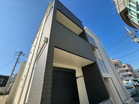 ＡＫｒｙｓｔａｌ外観写真